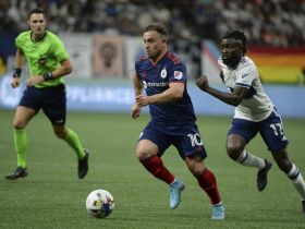4:3 Chicago Fire FC midfielder Xherdan Shaqiri (10) dribbles the ball against Vancouver Whitecaps FC midfielder Leonard Owusu (17) during the second half at BC Place. Mandatory Credit: Anne-Marie Sorvin-USA TODAY Sports